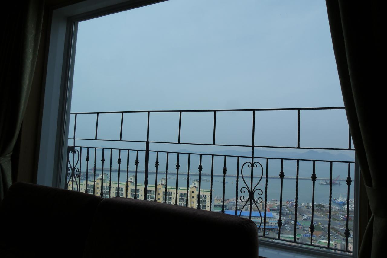 Zenith Hotel Порён Экстерьер фото